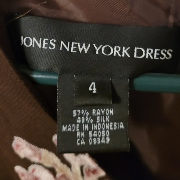 Long Floral Dress - Picture 6 of 6